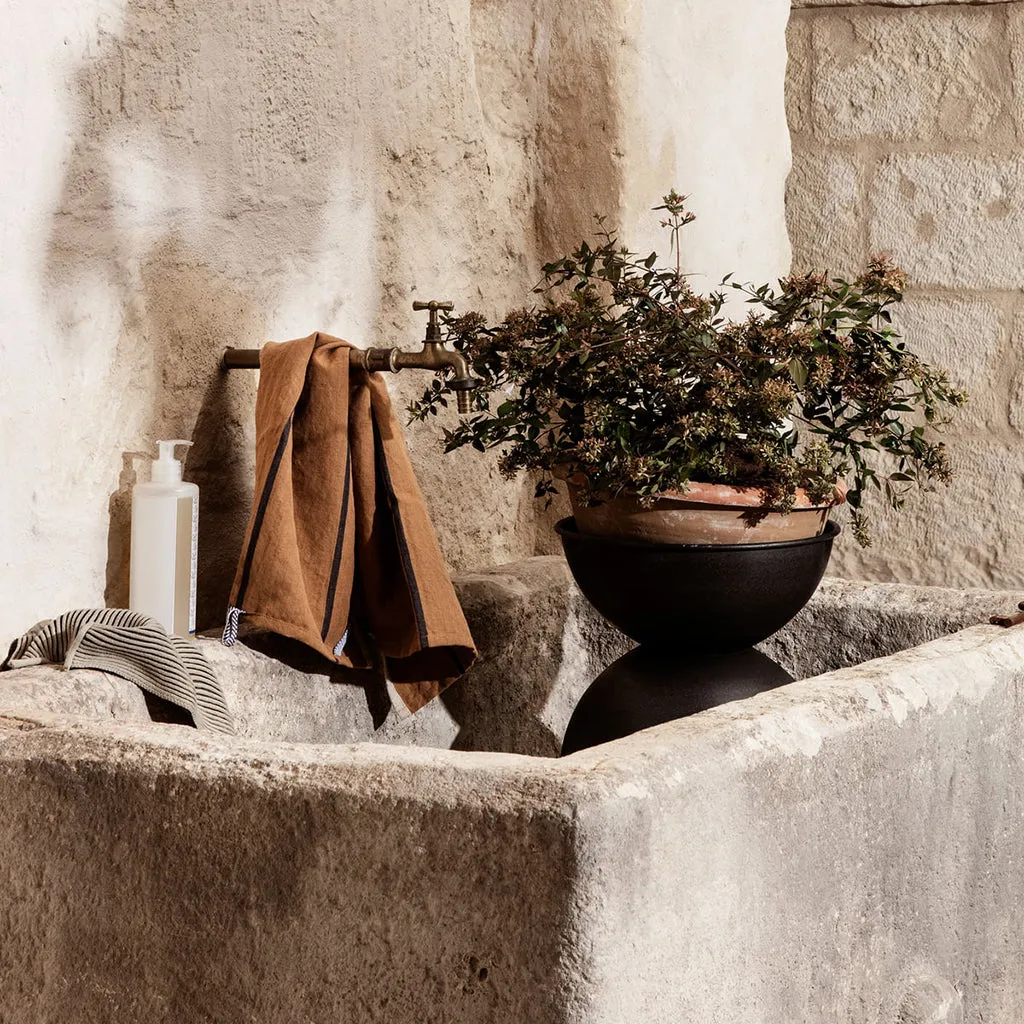 Ferm Living Hourglass Pot - Large