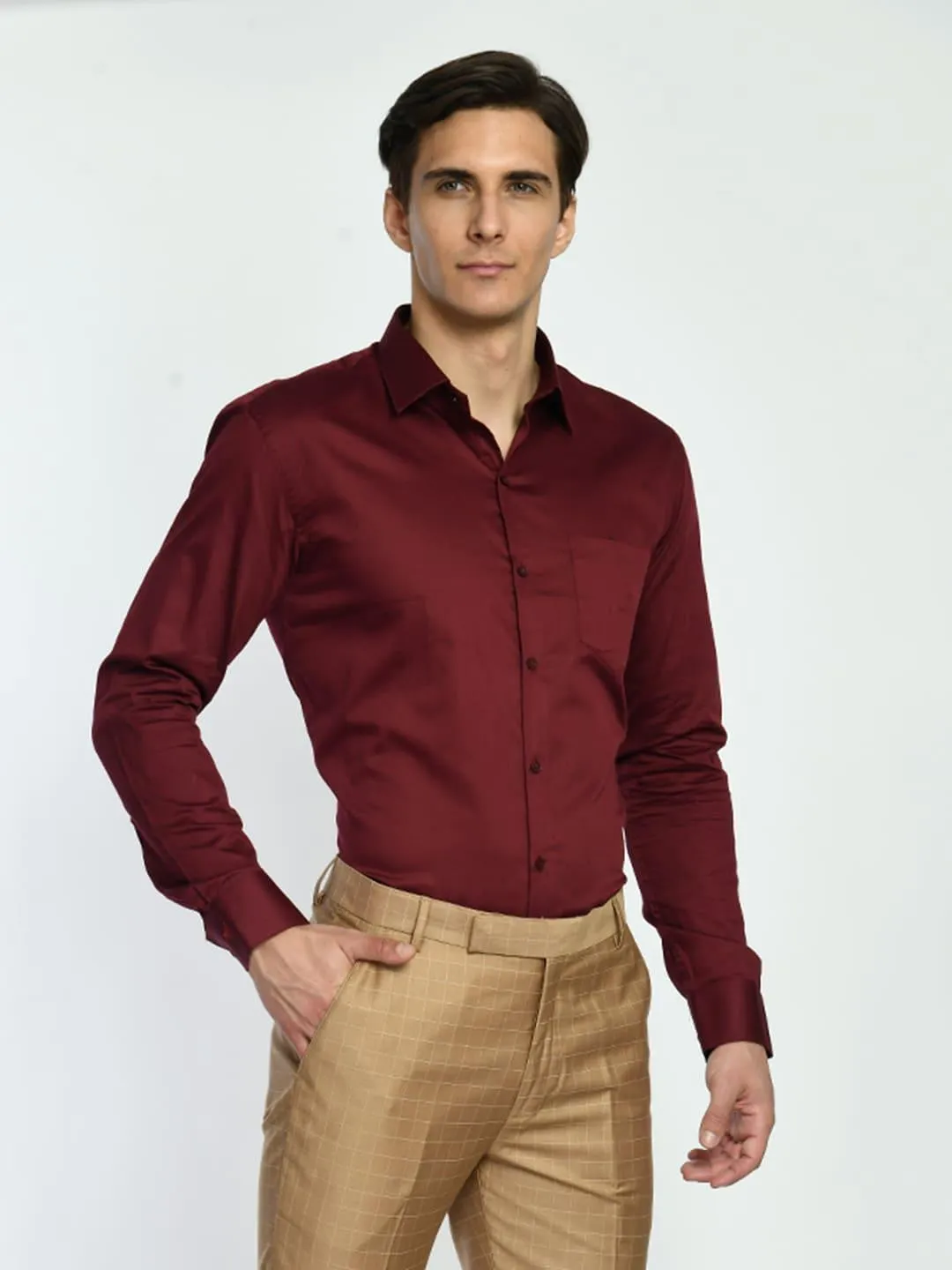 Men's Maroon Solid Giza Cotton Spread Collar Shirt